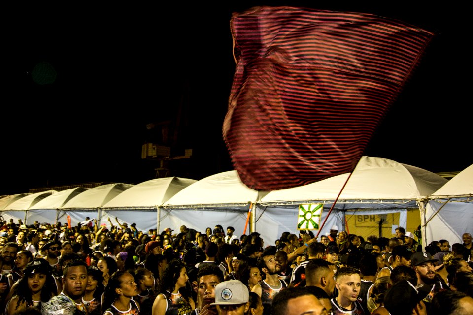 12.02.2018 - Prefeita Paula Mascarenhas e o vice Idemar Barz no segundo dia do Carnaval 2018 - Foto: Gustavo Vara