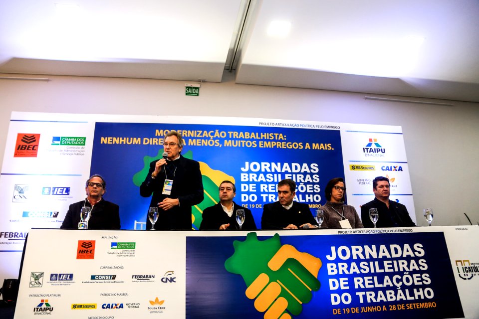 11.07.2018 - Prefeito em exercício Idemar Barz participa do evento Jornadas Brasileiras de Relações de Trabalho