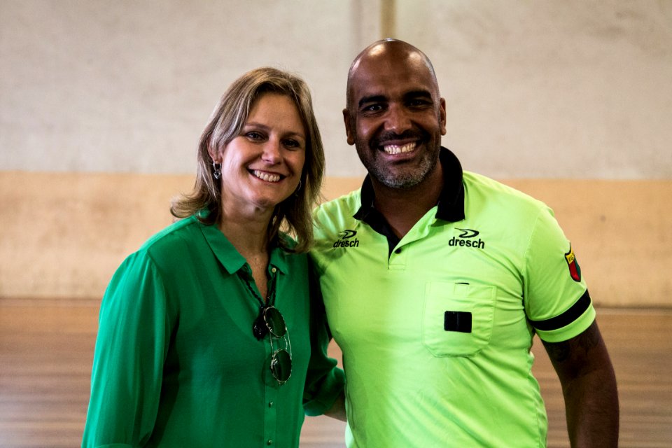 10.03.2018 - Prefeita Paula Mascarenhas prestigia o campeonato de futebol - funcionários prefeitura