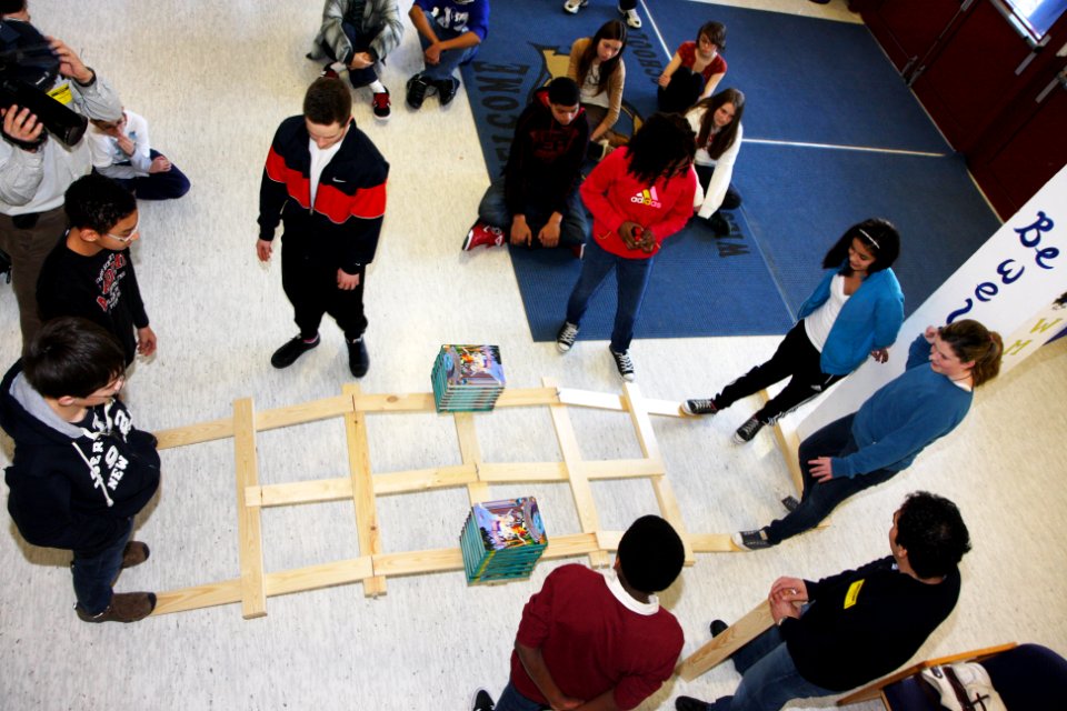 USACE, DoDEA celebrate awesome during Engineers Week 2013