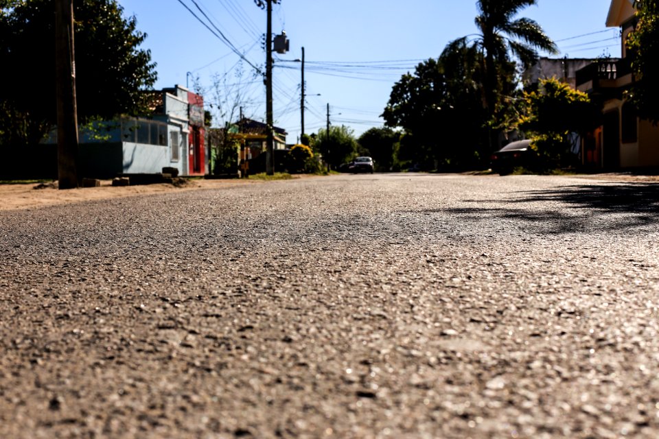 23.05.2018 - Prefeita Paula Mascarenhas e o vice Idemar Barz durante vistoria das obras nas ruas Afonso Pena, Paulo Guilayn e Santo Michelon no Fragata - Foto: Gustavo Vara