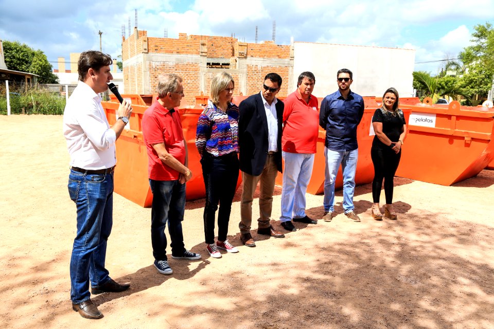 07.03.2018 - Prefeita Paula Mascarenhas e o vice Idemar Barz realizam a entrega do Ecoponto Laranjal - Foto: Gustavo Vara