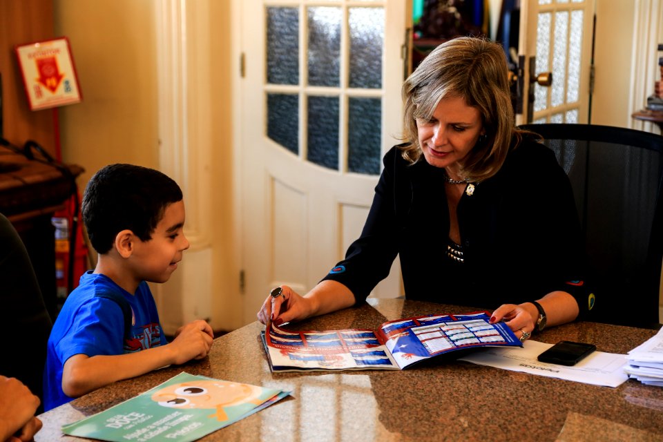 09.04.2018 - Prefeita Paula Mascarenhas recebe o aluno Pedro Henrique da Escola Mariana Eufrasia - Foto: Gustavo Vara