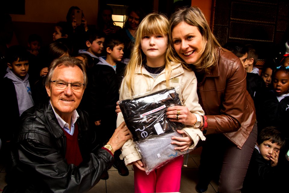21.06.2018 -  Entrega dos novos uniformes na Escola Joaquim Nabuco e assinatura da ordem de serviço da construção de passarela coberta para EMEF Joaquim Nabuco - Foto: Gustavo Vara