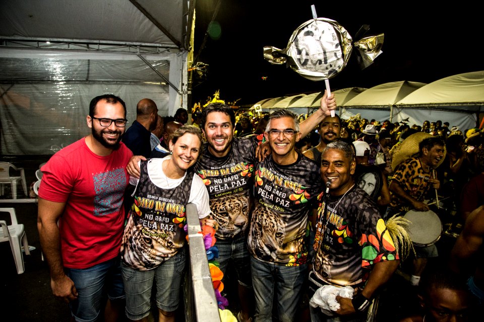 10.02.2018 - Prefeita Paula Mascarenhas e o vice Idemar Barz durante o primeiro dia do Carnaval 2018 - Foto: Gustavo Vara
