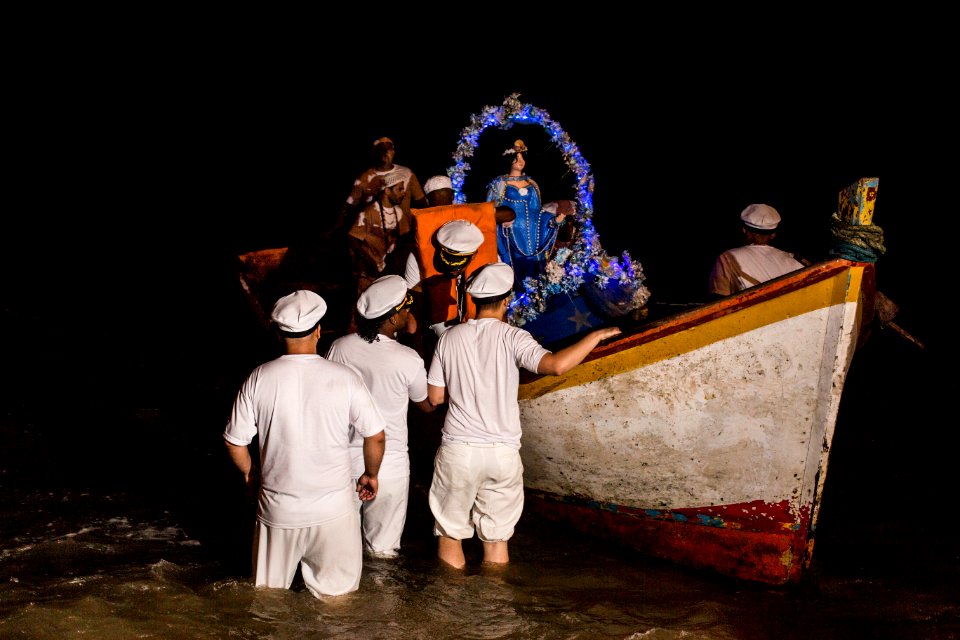 01.02.2018 - Noite de Iemanjá no Balneario dos Prazeres (Barro Duro) - Foto: Gustavo Vara