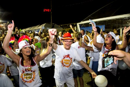 12.02.2018 - Bloco da Paz desfila na Passarela do Samba no Porto de Pelotas - Foto: Gustavo Vara