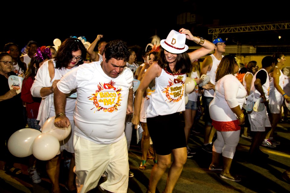 12.02.2018 - Bloco da Paz desfila na Passarela do Samba no Porto de Pelotas - Foto: Gustavo Vara