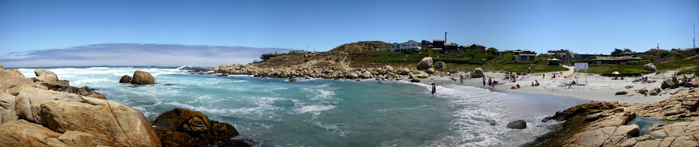 Playa Hanga Roa - El Quisco