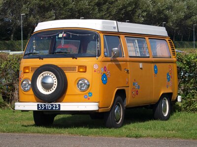 Camper mobile bus