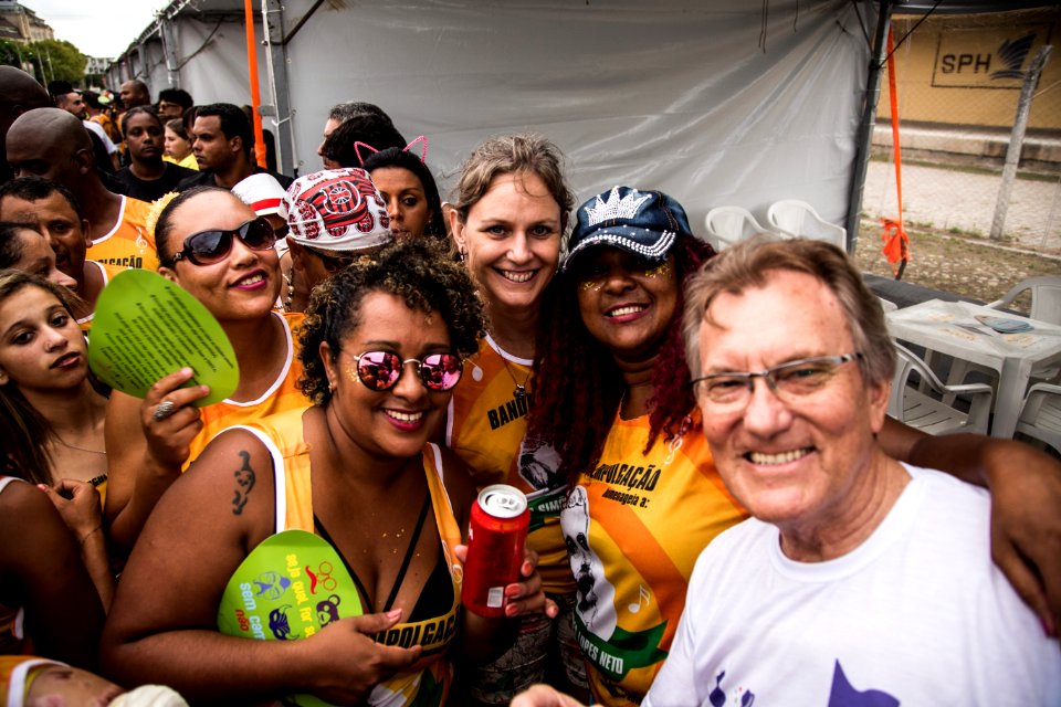 10.02.2018 - Prefeita Paula Mascarenhas e o vice Idemar Barz durante o primeiro dia do Carnaval 2018 - Foto: Gustavo Vara