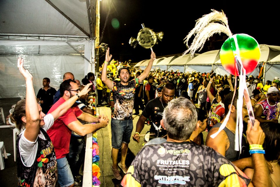 10.02.2018 - Prefeita Paula Mascarenhas e o vice Idemar Barz durante o primeiro dia do Carnaval 2018 - Foto: Gustavo Vara