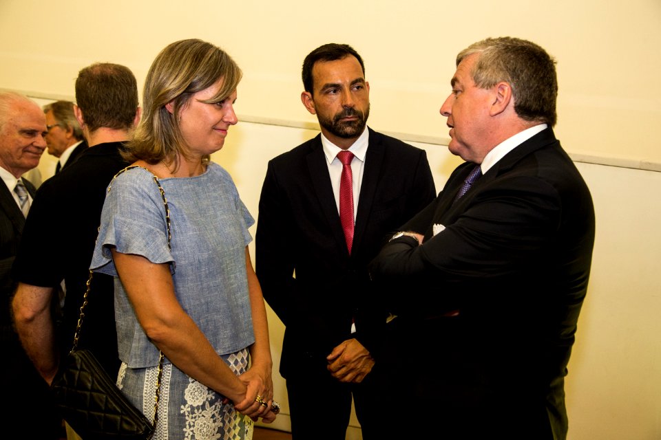 28.02.2018 - Porto Alegre/RS - Prefeita Paula Mascarenhas recebe comenda da Ordem das Palmas Acadêmicas na Fundação Iberê Camargo - Foto: Gustavo Vara