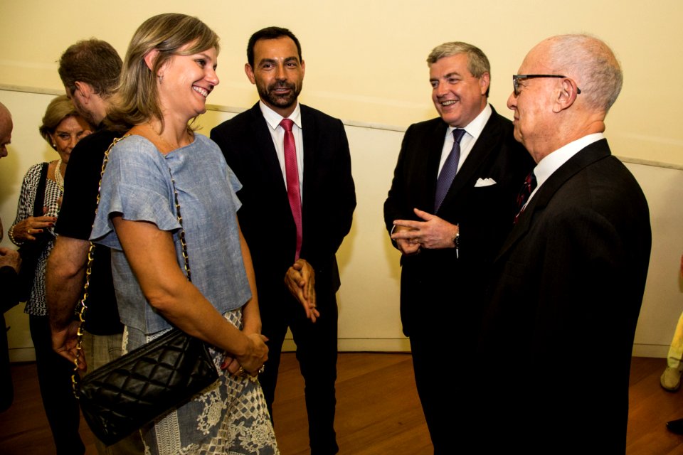 28.02.2018 - Porto Alegre/RS - Prefeita Paula Mascarenhas recebe comenda da Ordem das Palmas Acadêmicas na Fundação Iberê Camargo - Foto: Gustavo Vara