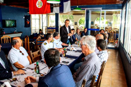 24.11.2017 - Prefeito em exercício Idemar Barz em reunião almoço com o vice-almirante Victor Cardoso Gomes - Fotos: Marcel Avila