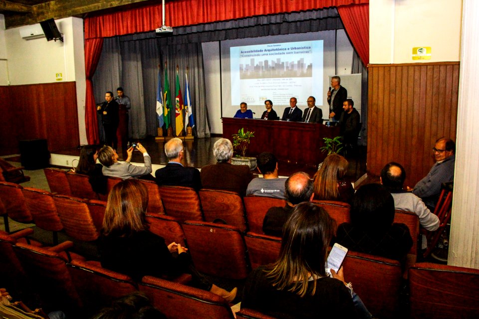 22.11.2017 - Abertura do Fórum de Acessibilidade Urbana e Arquitetônica no Auditório da Ucpel