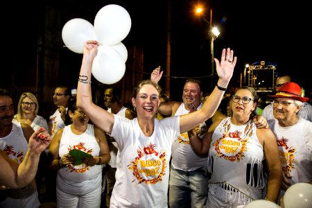 12.02.2018 - Bloco da Paz desfila na Passarela do Samba no Porto de Pelotas - Foto: Gustavo Vara