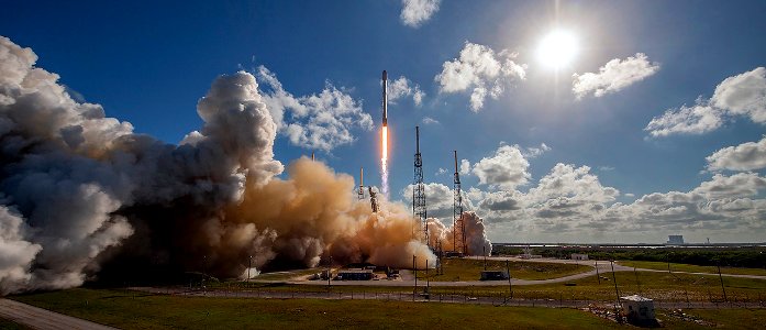 Falcon 9 launches THAICOM 8 photo