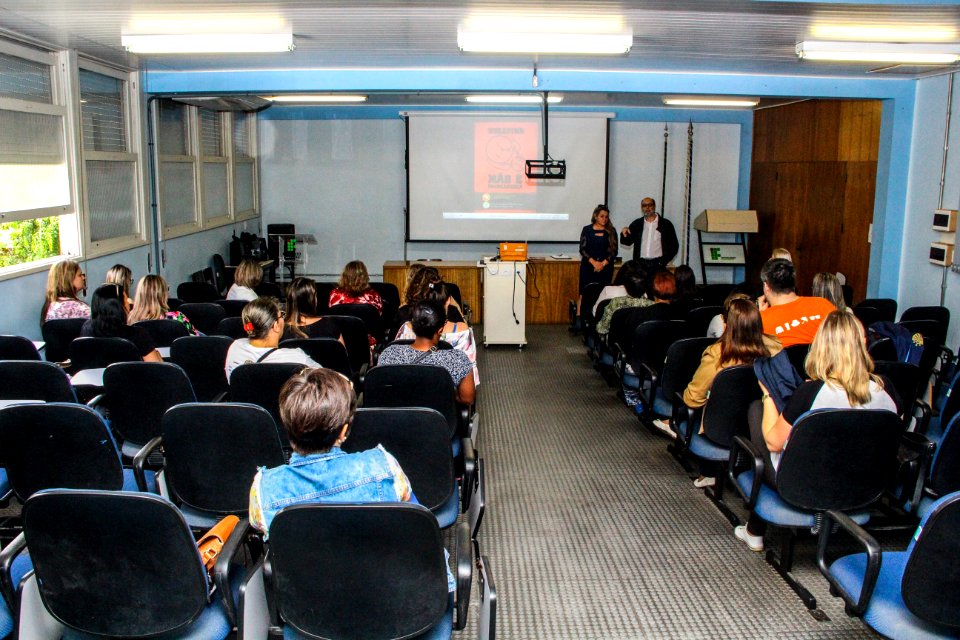 07.11.2017 - Oficina sobre bullying