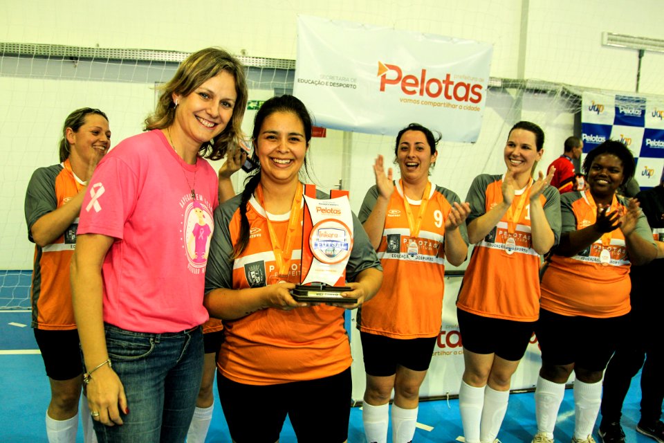 28.10.2017 - Prefeita Paula Mascarenhas durante a final do Integra 2017 no ginásio Karosso