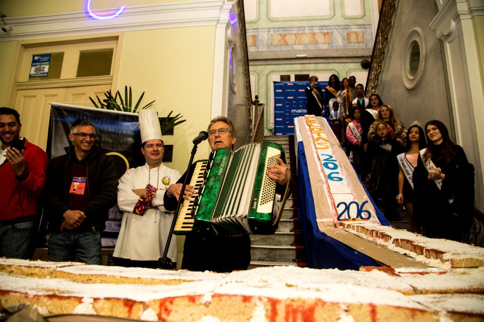 07.07.2018 - Comemoração do aniversário de 206 anos de Pelotas com um bolo de 206 metros - Foto: Gustavo Vara