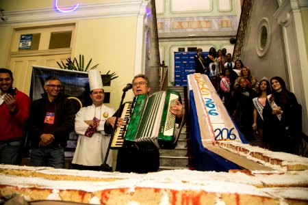 07.07.2018 - Comemoração do aniversário de 206 anos de Pelotas com um bolo de 206 metros - Foto: Gustavo Vara