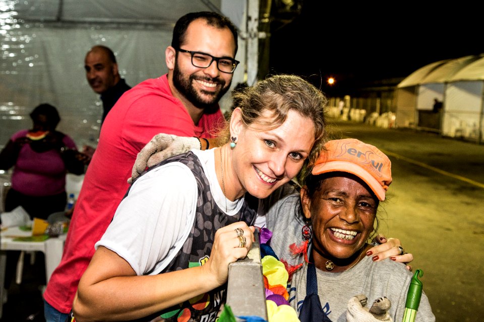 10.02.2018 - Prefeita Paula Mascarenhas e o vice Idemar Barz durante o primeiro dia do Carnaval 2018 - Foto: Gustavo Vara