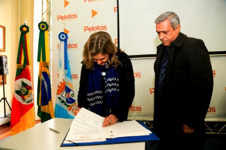 03.07.2018 - Prefeita Paula Mascarenhas durante reunião do Cip com assinatura das Cipaves com diretores da rede municipais e assinaturas de adesões ao Pacto Pelotas Pela Paz  Foto: Gustavo Vara