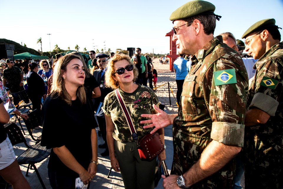 18.04.2018 - Apresentação da Esquadrilha da Fumaça em comemoração aos 100 anos do 9ª Batalhão de Infantaria Motorizada em Pelotas e pela passagem do Dia do Exército - Foto: Gustavo Vara