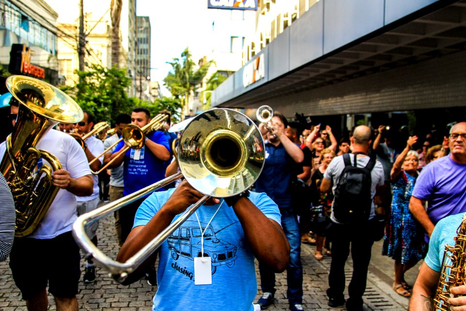 15.01.2018 - Prefeita Paula Mascarenhas no Cortejo Musical do 8° Festival Internacional Sesc de Música