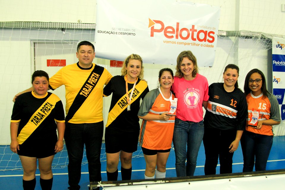 28.10.2017 - Prefeita Paula Mascarenhas durante a final do Integra 2017 no ginásio Karosso