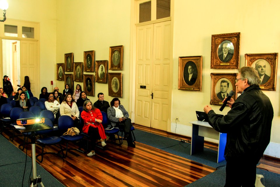 18.06.2018 - Prefeito em exercício Idemar Barz na acolhida aos novos servidores - Foto: Gustavo Vara