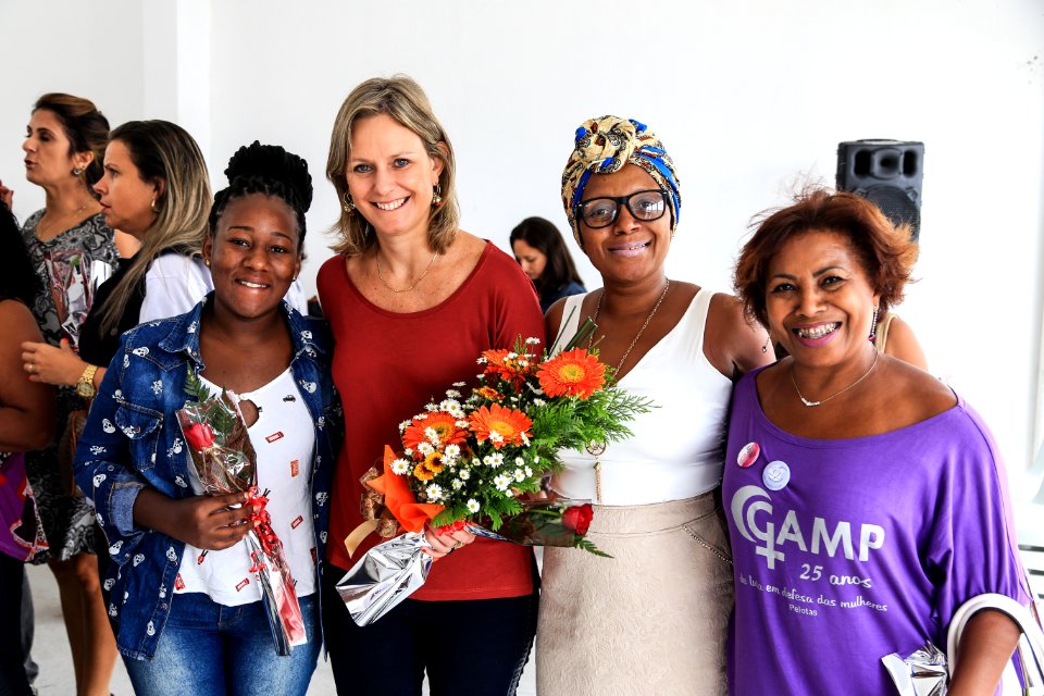 06.03.2018 -Prefeita Paula Mascarenhas  durante abertura da semana da Mulher no CEU Dunas - Foto: Gustavo Vara