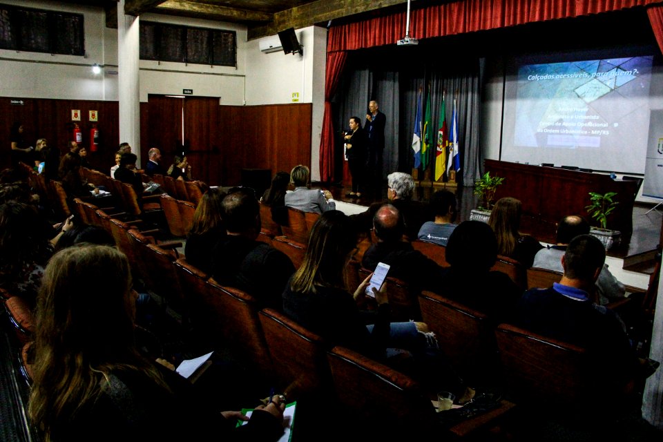 22.11.2017 - Abertura do Fórum de Acessibilidade Urbana e Arquitetônica no Auditório da Ucpel