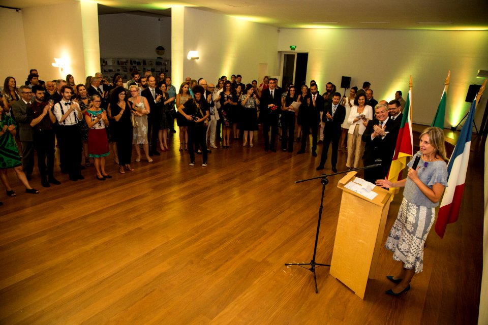 28.02.2018 - Porto Alegre/RS - Prefeita Paula Mascarenhas recebe comenda da Ordem das Palmas Acadêmicas na Fundação Iberê Camargo - Foto: Gustavo Vara