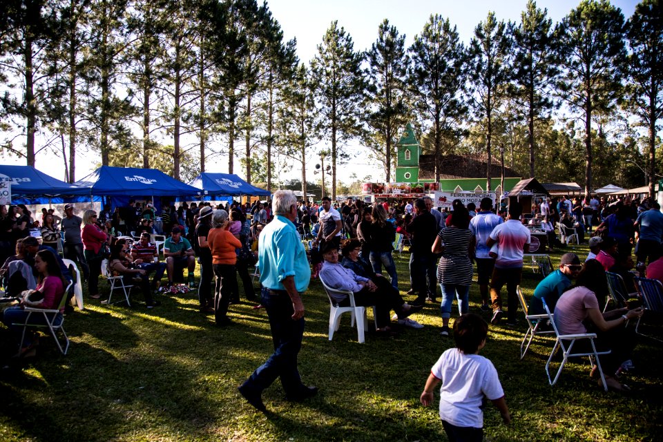 12.11.2017 - 1ª Festa do Morango é atração na comunidade do Redentor, na Estrada da Gama, localizada no Monte Bonito. Com a presença do secretário muncipal Jair Seidel, vice prefeito Idemar Barz e a prefeita Paula Mascarenhas
