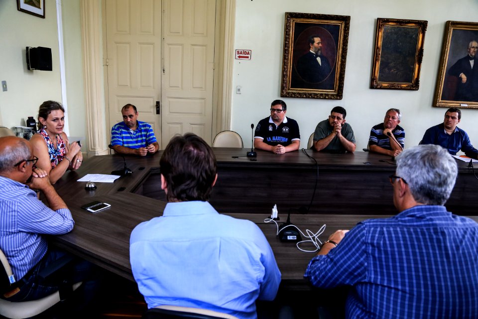 23.01.2018 -  Prefeita Paula Mascarenhas na reunião do grupo das PPPS e CTM da Iluminação Pública