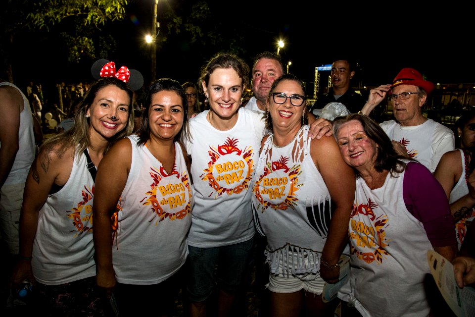 12.02.2018 - Bloco da Paz desfila na Passarela do Samba no Porto de Pelotas - Foto: Gustavo Vara