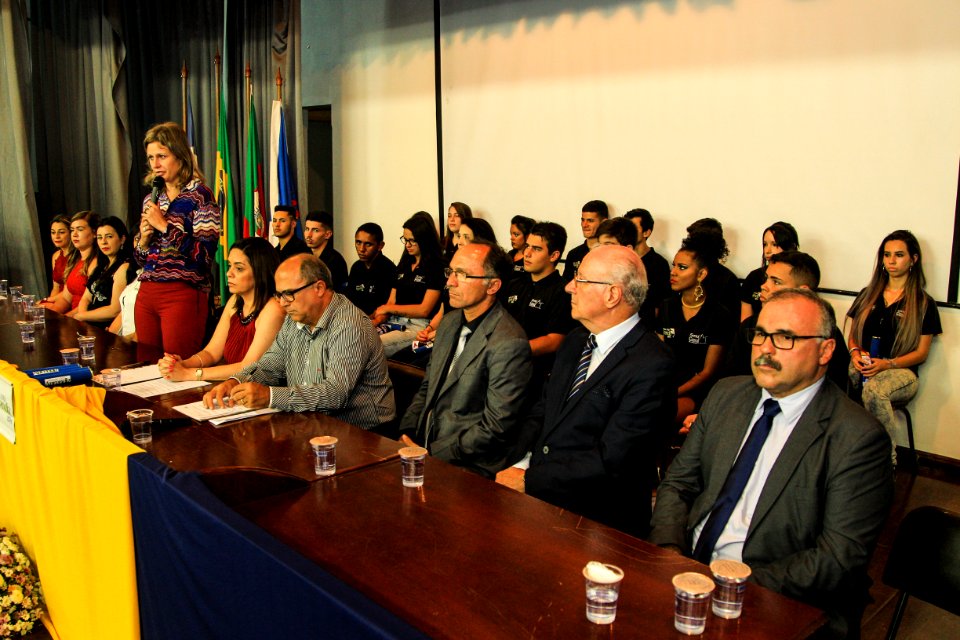 29.01.2018 - Prefeita Paula Mascarenhas durante Formatura da III Turma do Programa Jovem Aprendiz - Foto: Gustavo Vara