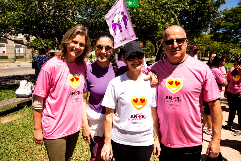 19.11.2017 - Prefeita Paula Mascarenhas participa da caminhada pela adoção realizado pelo Juizado Regional da Infância e Juventude da Comarca de Pelotas