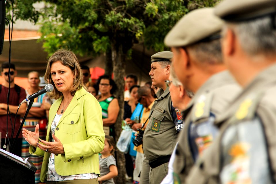 07.12.2017 - Prefeita Paula Mascarenhas e o vice Idemar Barz durante lançamento da Operação Papai Noel