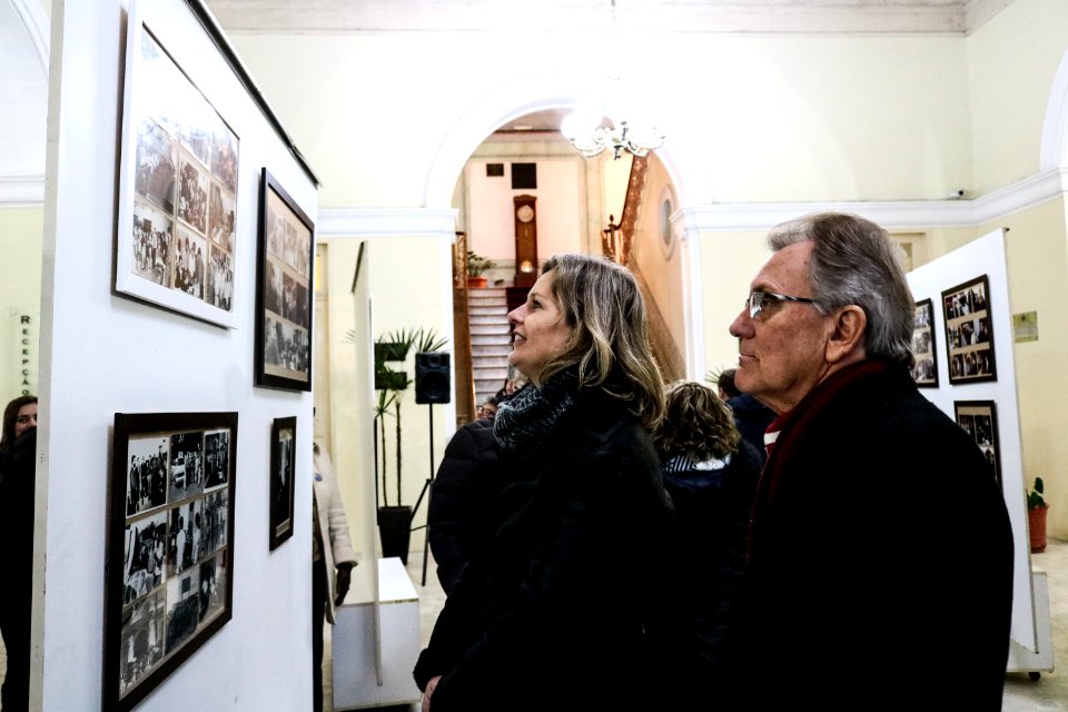 05.07.2019 - Prefeita Paula Mascarenhas e o vice Idemar Barz prestigiam a abertura da exposição fotográfica ‘Bernardo de Souza em dois tempos’ em homenagem ao ex-prefeito, com imagens do fotógrafo Gustavo Vara - Foto: Michel Corvello
