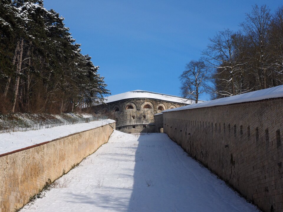 Courtyard ulm ulmer defence line