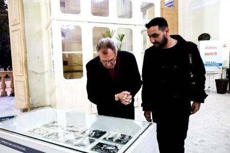 05.07.2019 - Prefeita Paula Mascarenhas e o vice Idemar Barz prestigiam a abertura da exposição fotográfica ‘Bernardo de Souza em dois tempos’ em homenagem ao ex-prefeito, com imagens do fotógrafo Gustavo Vara - Foto: Michel Corvello