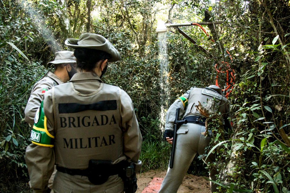 07.05.2021 -  Fiscalização ambiental das áreas do Totó - Foto Michel Corvello