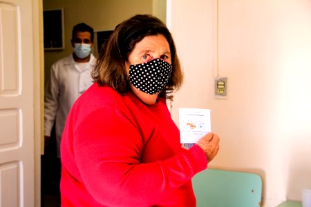 30.04.2021 2ª dose para idosos de 72 e 73 anos nas escolas Foto Rodrigo Chagas