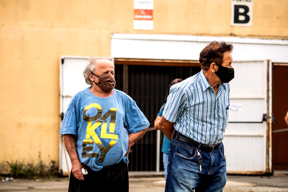 11.04.2021 - Drive-thru de vacinação para idosos com 61 anos - Foto Michel Corvello