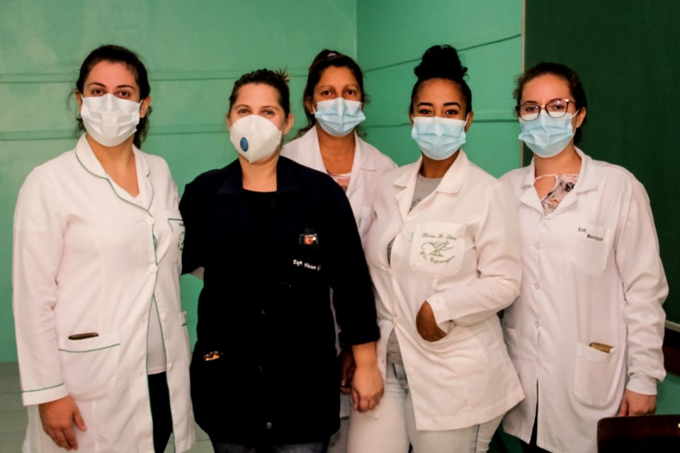 12.04.2021 Vacinação de idosos com 64 anos nas escolas Foto Rodrigo Chagas