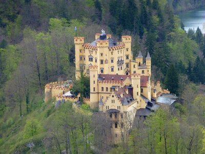 Baroque nineteenth-century romanesque revival