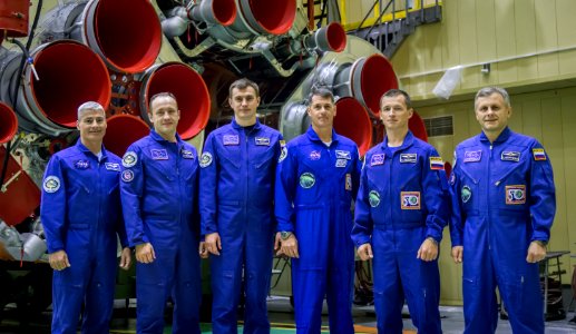 Expedition 49 Preflight